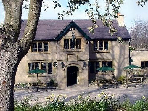 The Kinmel Arms Hotel Abergele Bagian luar foto