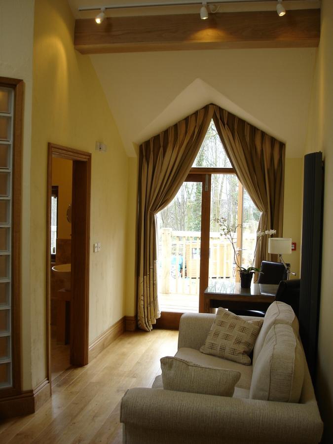 The Kinmel Arms Hotel Abergele Ruang foto